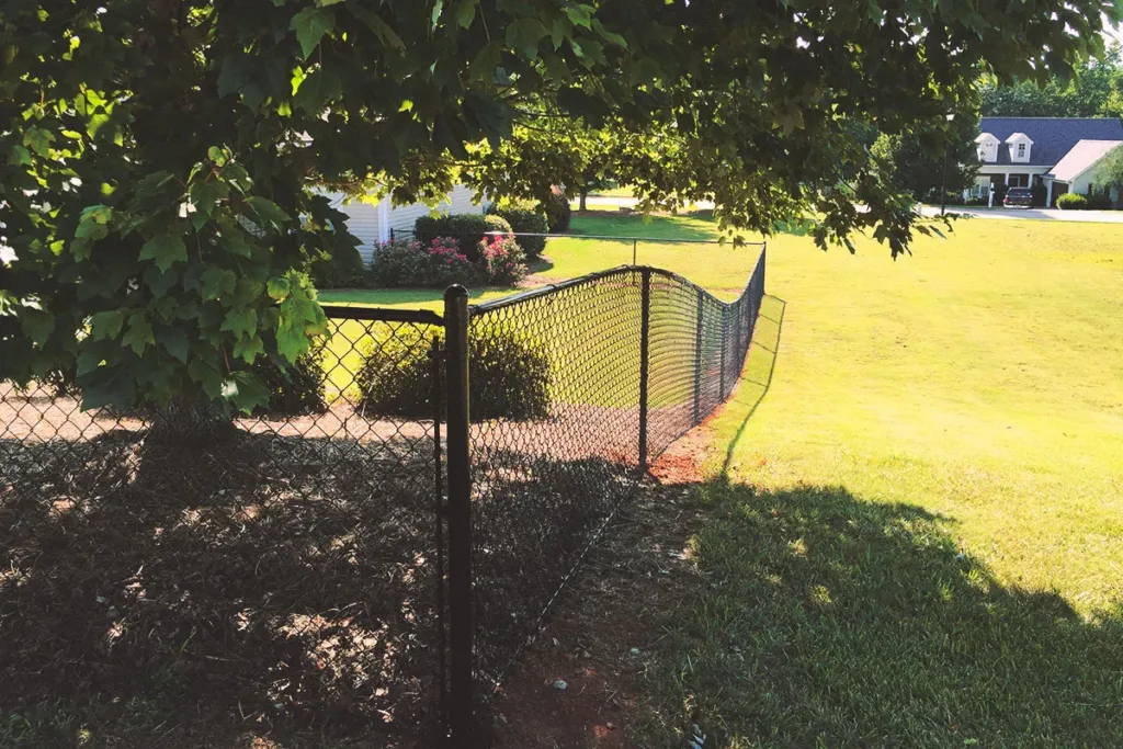 Fence chainlink black 01b